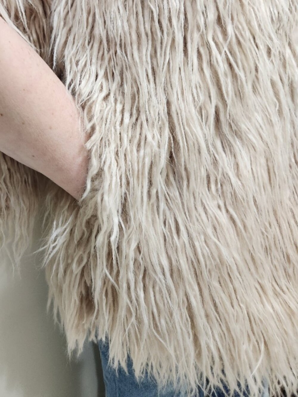 🦋💋UBER GORGE!💋🦋 Free People 70s Vibe Boho-Chic Renata Fur Coat in Sand - Picture 11 of 16